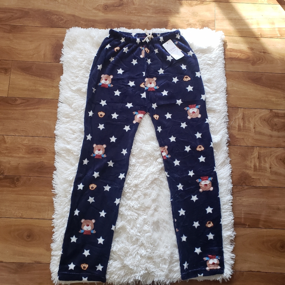 New with Tags Pajama star bear pajamas